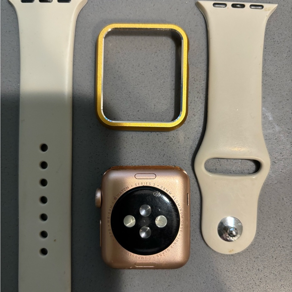 Apple Watch Series 3 - image 2